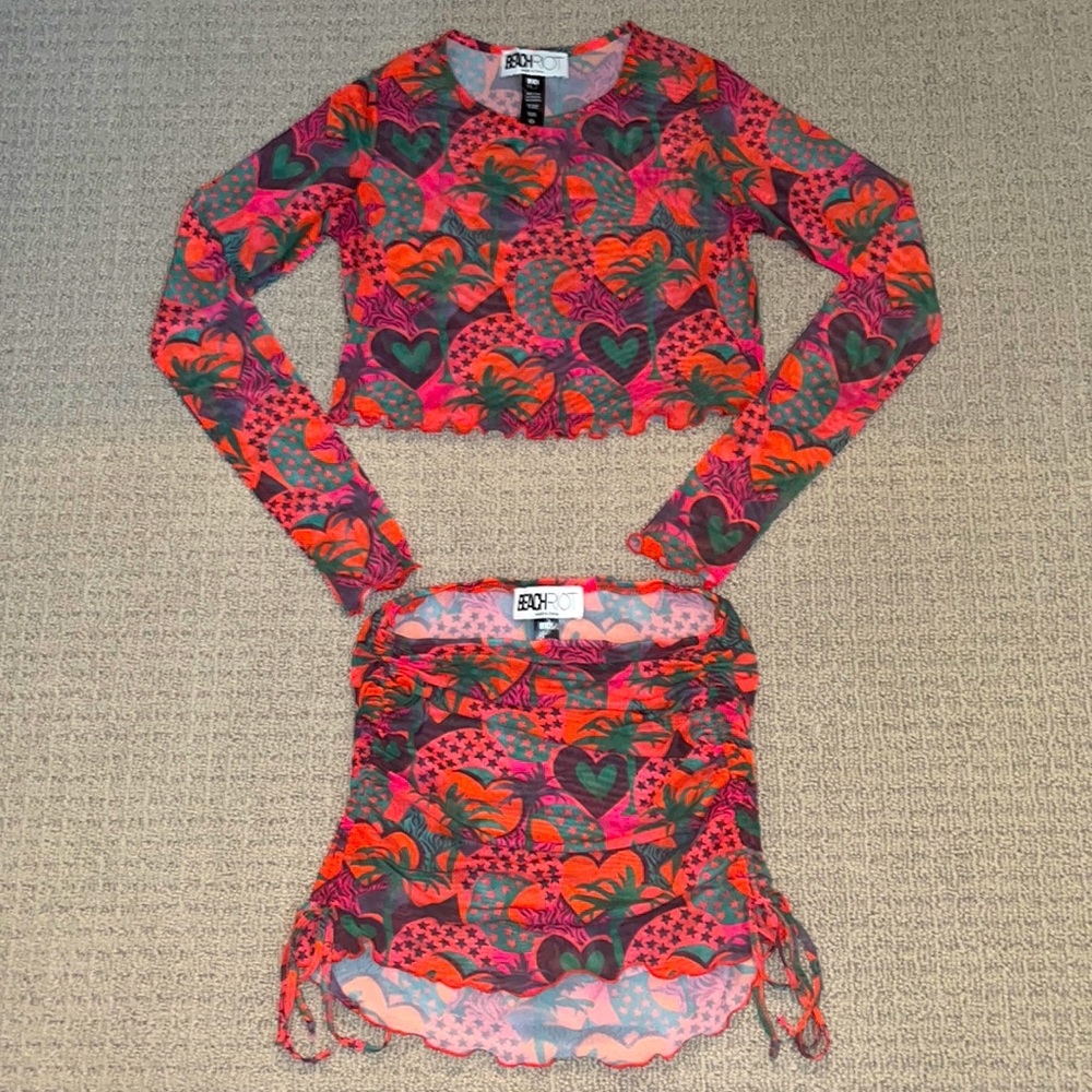 Beachriot Hearts of palm skirt set ❤️🌴